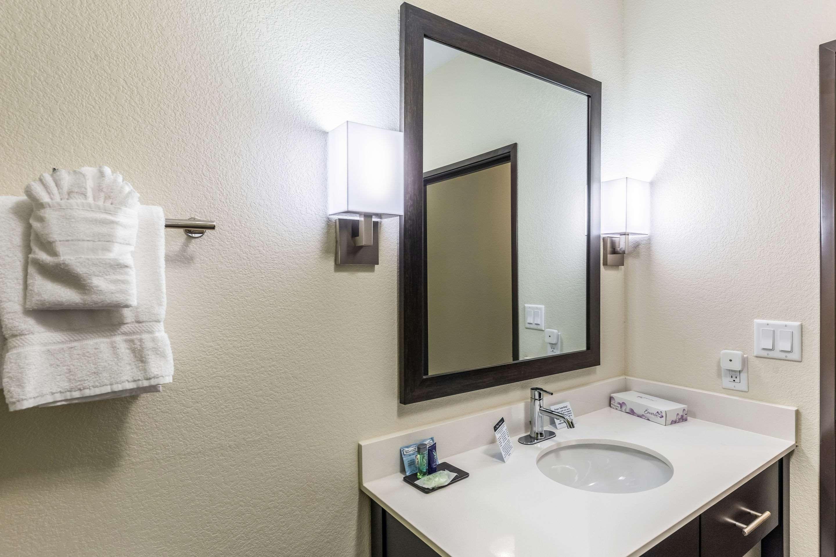 Sleep Inn & Suites Fort Worth - Fossil Creek Екстериор снимка
